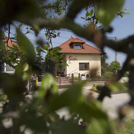 Rekreacny Dom Sisi Hotel Podhájska Exterior photo